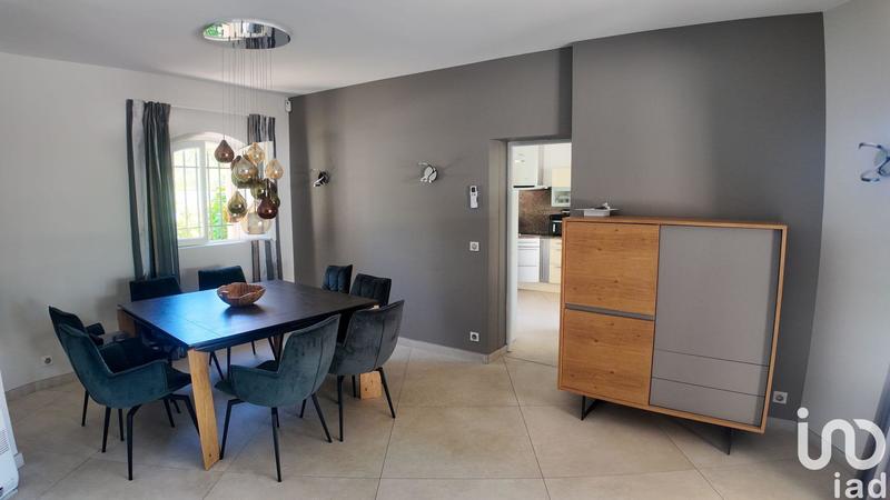 Maison - 186 m² - 6 pièces