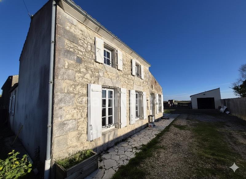 Maison - 114 m² - 4 pièces