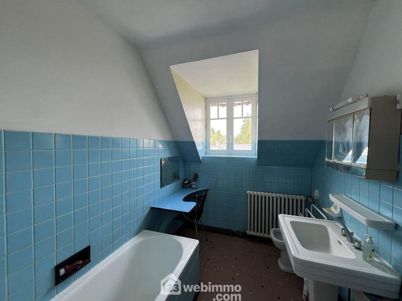 Maison - 157 m² - 7 pièces