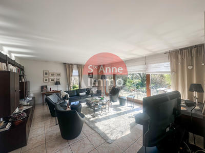 Maison - 195 m² - 11 pièces