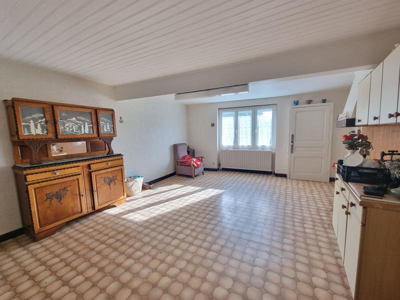 Maison - 161 m² - 10 pièces