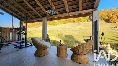 Maison - 186 m² - 6 pièces