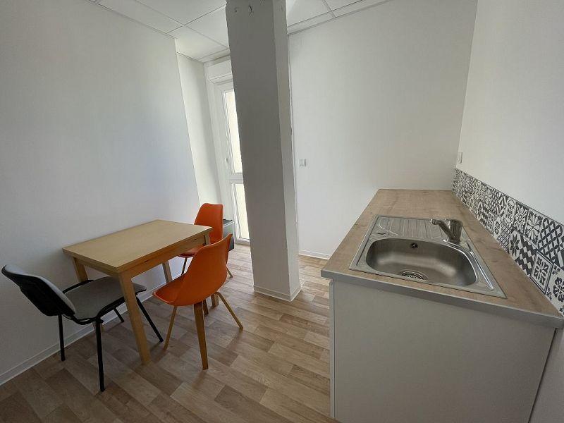 Bureau - 12 m² - 1 pièce