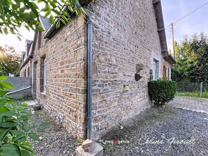 Maison en pierre - 73 m² - 3 pièces