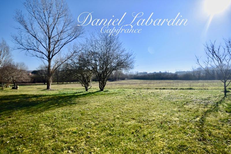 Maison - 217 m² - 6 pièces