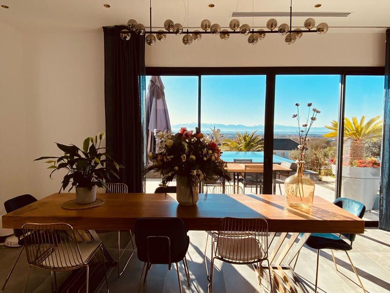 Maison - 363 m² - 9 pièces