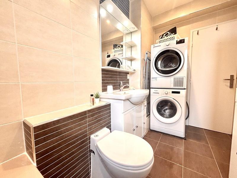 Appartement - 81 m² - 4 pièces