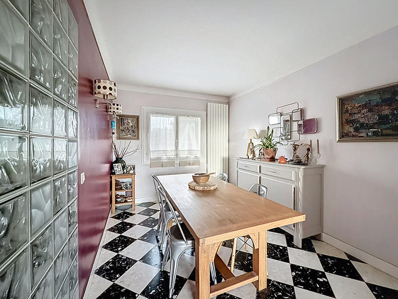 Maison - 135 m² - 7 pièces