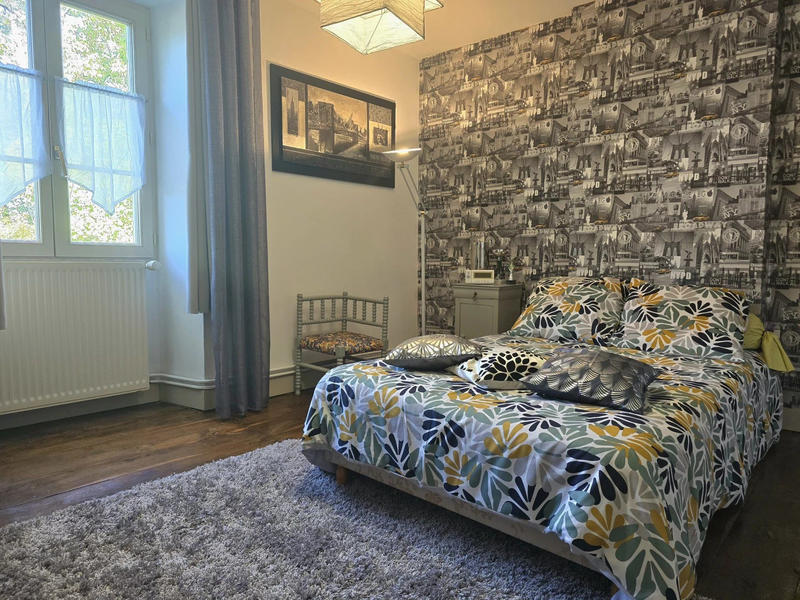 Maison ancienne - 220 m² - 7 pièces