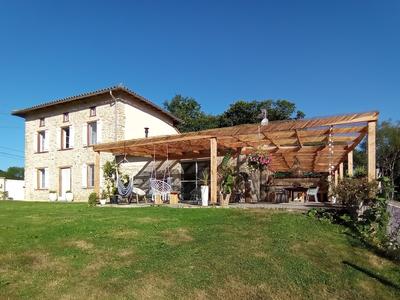 Maison - 142 m² - 5 pièces