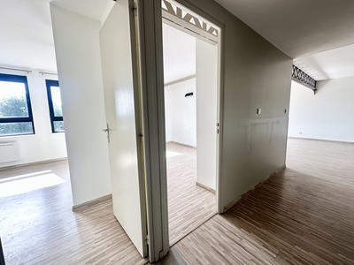 Appartement - 92 m² - 4 pièces