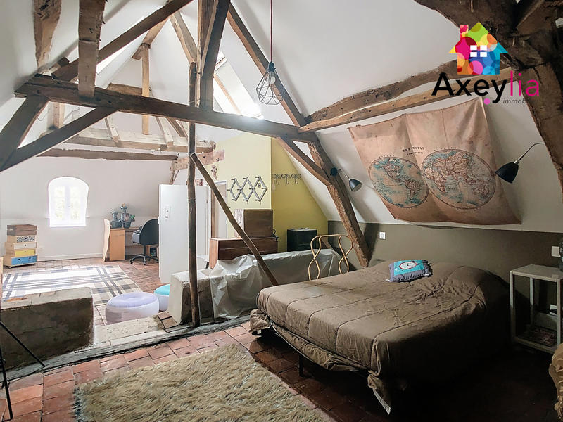 Maison - 200 m² - 7 pièces