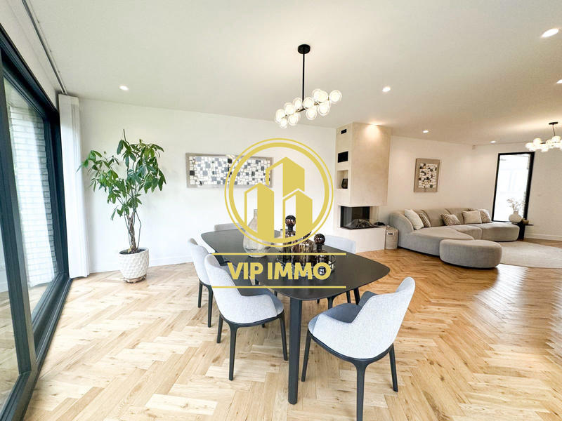 Maison contemporaine - 160 m² - 8 pièces