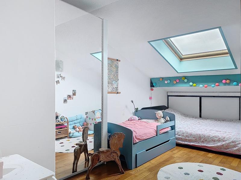 Appartement - 98 m² - 5 pièces