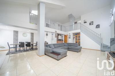 Maison - 191 m² - 7 pièces