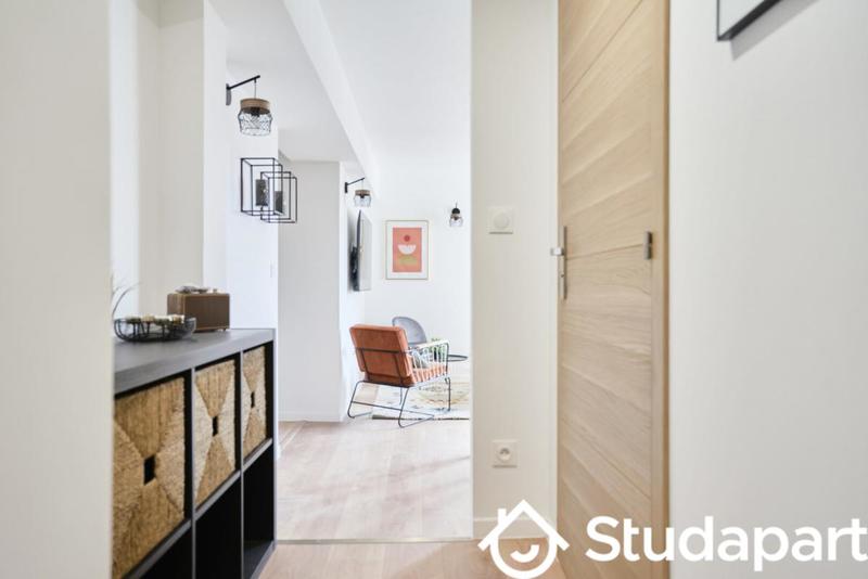 Chambre - 11 m² - 1 pièce