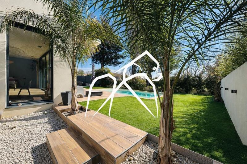 Maison ancienne - 190 m² - 6 pièces