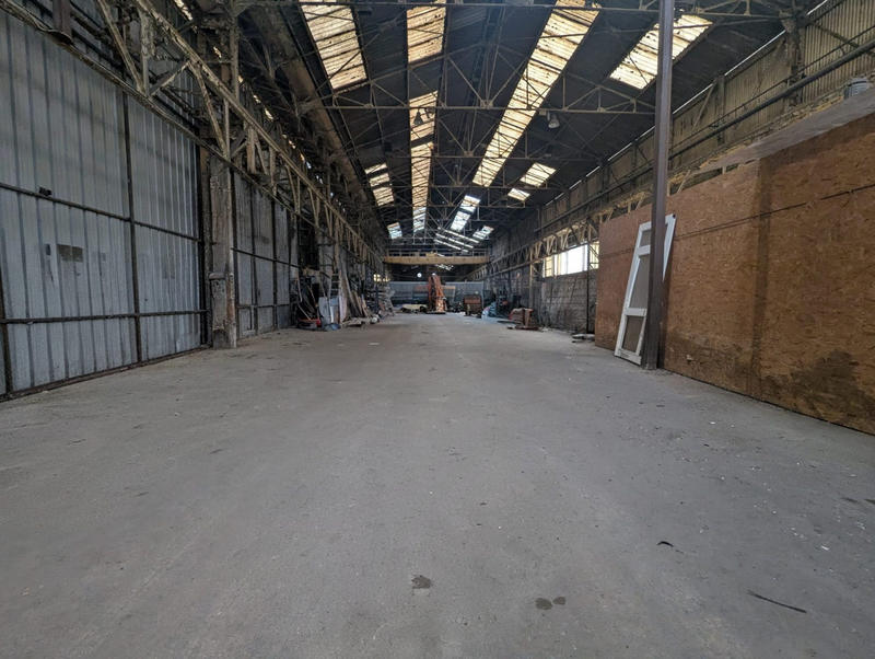 Local d'activités - 430 m²