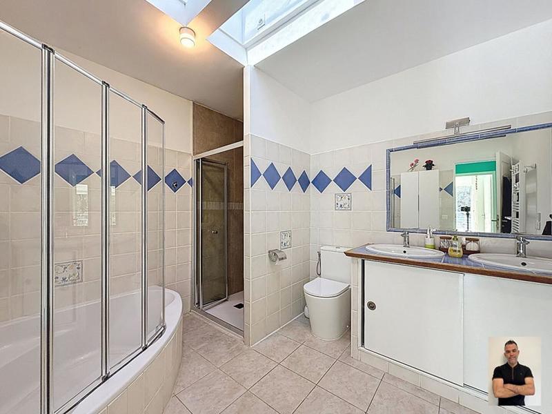 Maison - 185 m² - 5 pièces