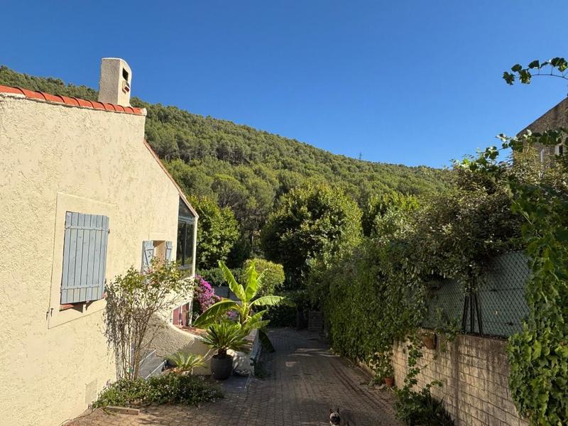 Maison - 98 m² - 4 pièces