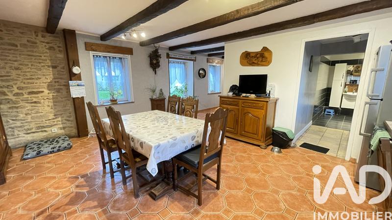 Maison - 212 m² - 5 pièces