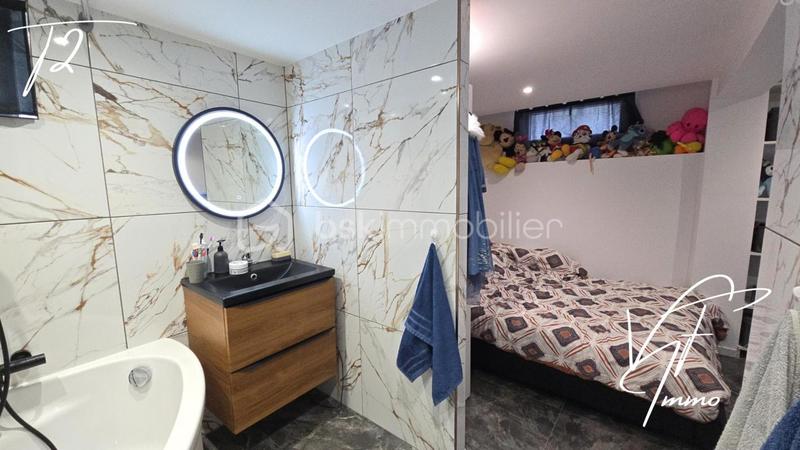 Propriété - 92 m² - 5 pièces