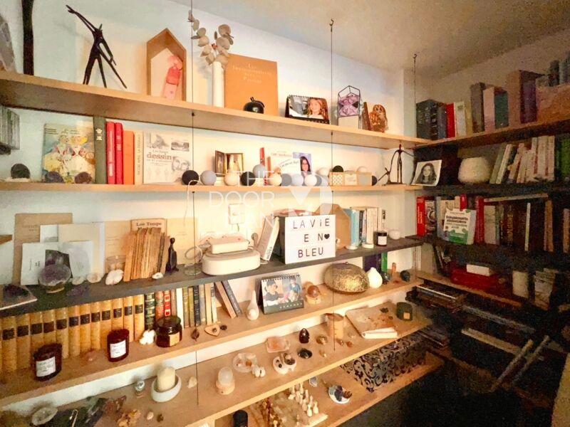 Maison - 239 m² - 7 pièces