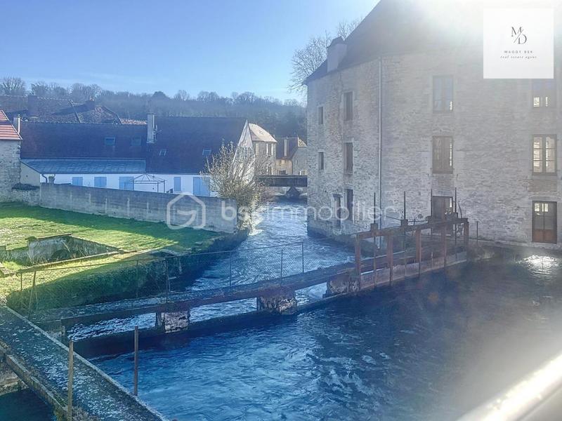 Propriété - 300 m² - 7 pièces