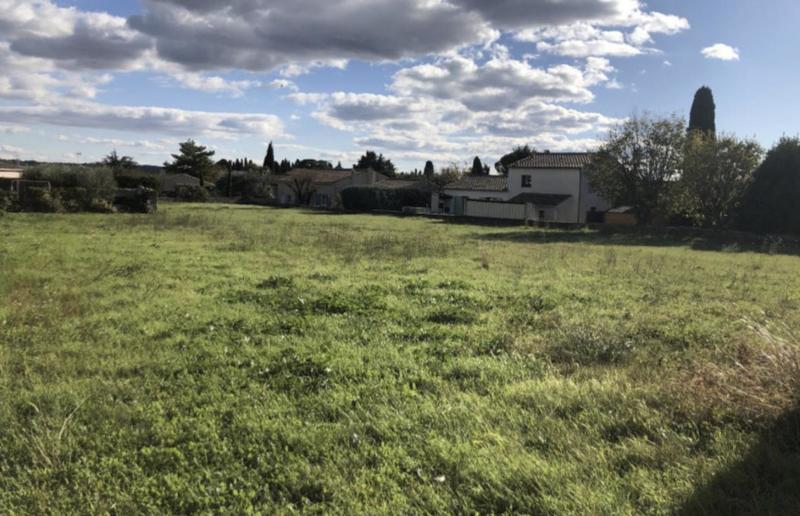 Terrain constructible - 741 m²