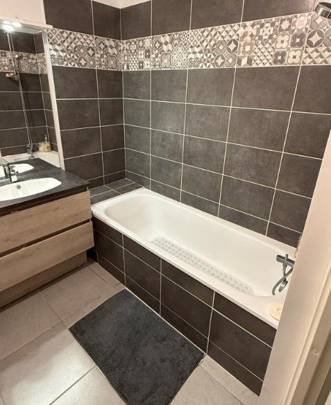 Appartement - 82 m² - 4 pièces