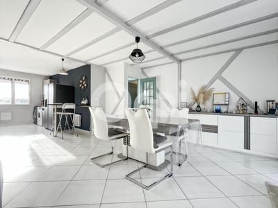 Maison - 109 m² - 4 pièces