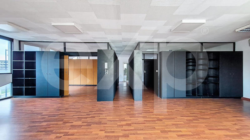Bureau - 150 m²