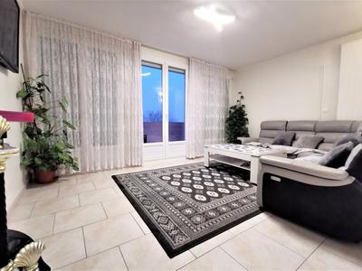 Appartement - 75 m² - 4 pièces