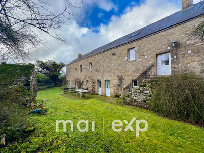 Maison ancienne - 236 m² - 8 pièces