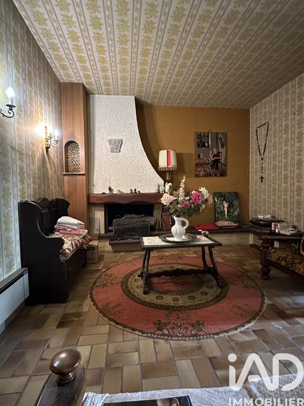 Maison - 322 m² - 9 pièces