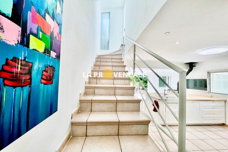 Triplex - 128 m² - 6 pièces