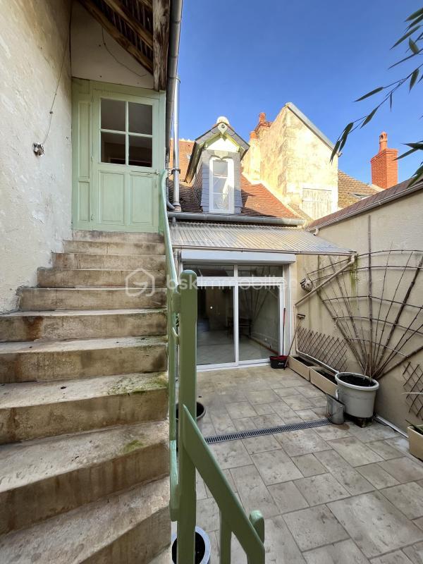 Maison de ville - 85 m² - 4 pièces