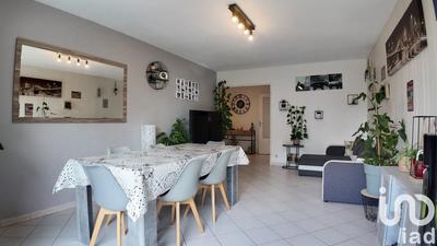 Appartement - 84 m² - 4 pièces