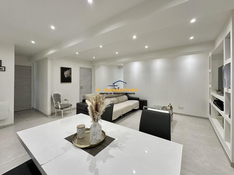 Appartement - 84 m² - 3 pièces