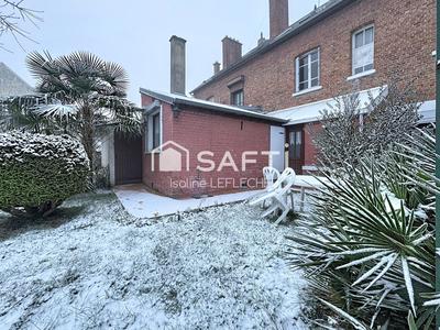 Maison - 92 m² - 6 pièces