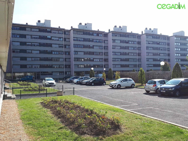 Parking / Garage - 1 m²