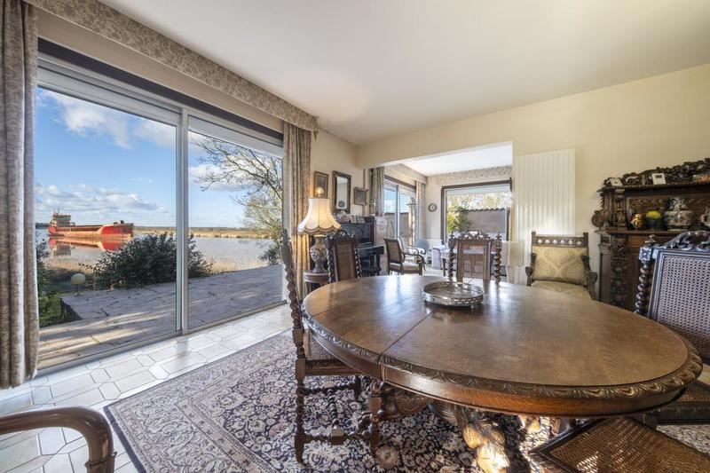 Villa - 187 m² - 6 pièces