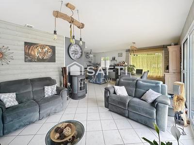 Maison - 150 m² - 7 pièces