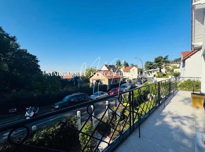 Maison - 179 m² - 10 pièces