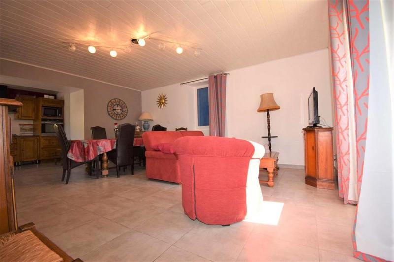 Corps de ferme - 385 m² - 6 pièces