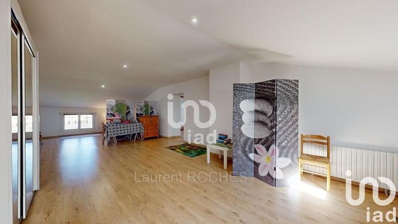 Maison - 372 m² - 12 pièces