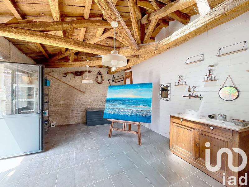 Maison - 280 m² - 8 pièces