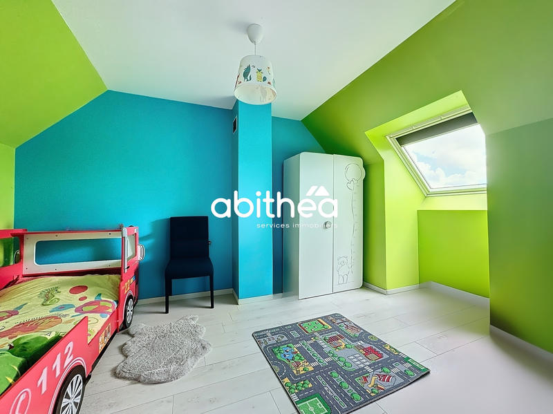 Maison - 105 m² - 5 pièces