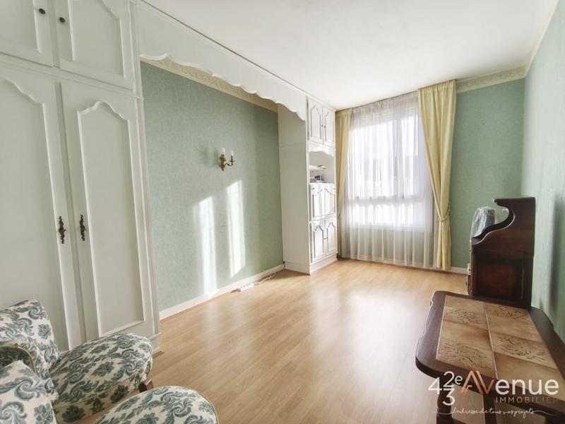 Appartement - 108 m² - 4 pièces