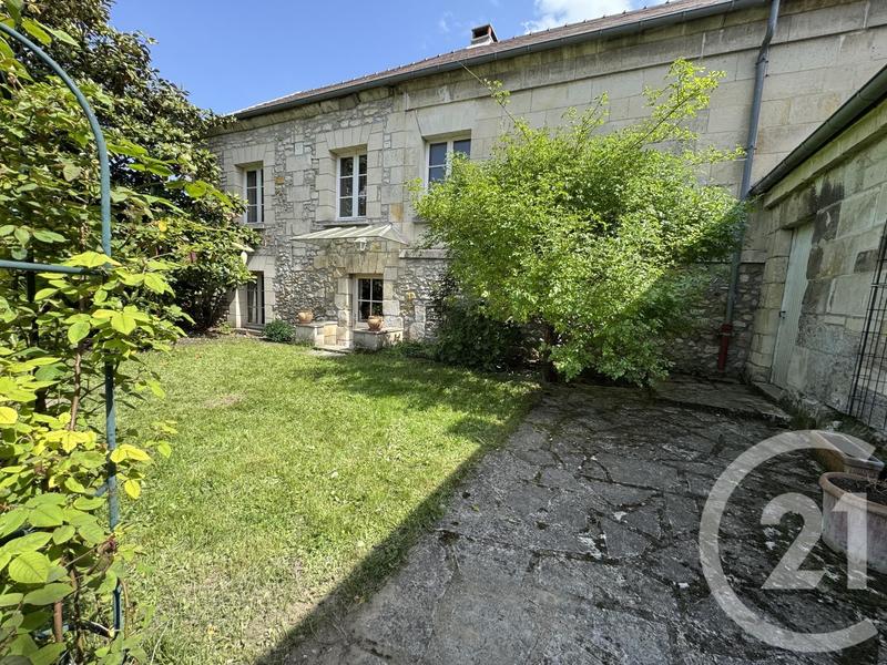 Maison - 210 m² - 7 pièces